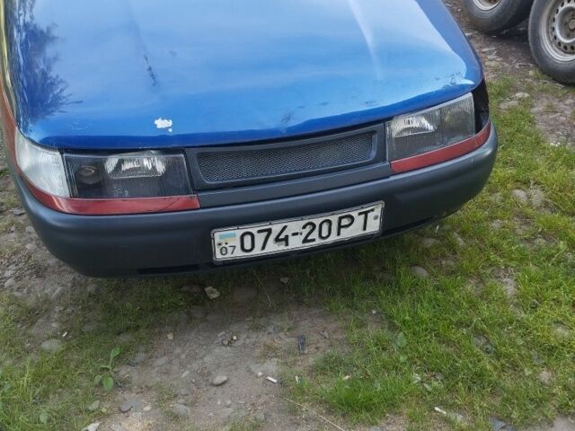 Красный ВАЗ 2110, объемом двигателя 1 л и пробегом 176 тыс. км за 700 $, фото 4 на Automoto.ua