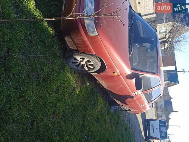 ВАЗ 2110 2004 у Ужгороді на Automoto.ua Червоний ВАЗ 2110, об'ємом двигуна 1.5 л та пробігом 200 тис. км за 1400 $, фото 1 на Automoto.ua