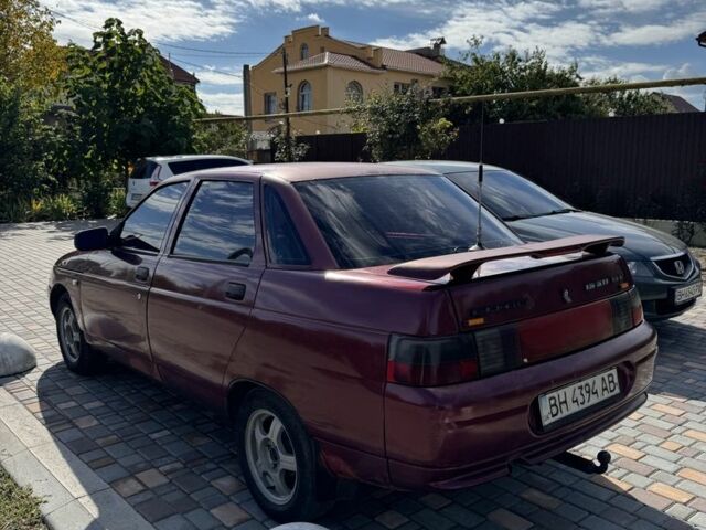 ВАЗ 2110 2004 в Одессе на Automoto.ua Красный ВАЗ 2110, объемом двигателя 0.9 л и пробегом 300 тыс. км за 1150 $, фото 3 на Automoto.ua