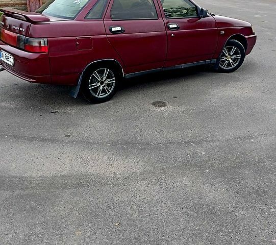 Красный ВАЗ 2110, объемом двигателя 1.5 л и пробегом 316 тыс. км за 1500 $, фото 1 на Automoto.ua