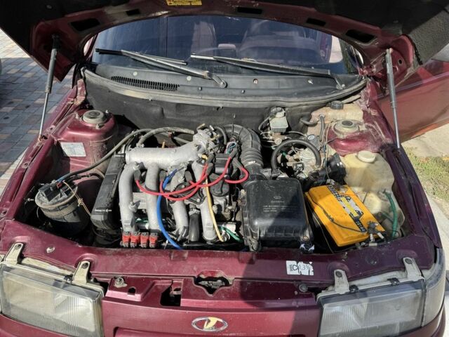 ВАЗ 2110 2004 в Одессе на Automoto.ua Красный ВАЗ 2110, объемом двигателя 0.9 л и пробегом 300 тыс. км за 1150 $, фото 7 на Automoto.ua