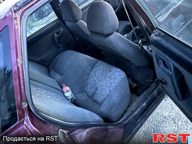 ВАЗ 2110 2005 в Николаеве на Automoto.ua Красный ВАЗ 2110, объемом двигателя 1.5 л и пробегом 100 тыс. км за 1000 $, фото 4 на Automoto.ua