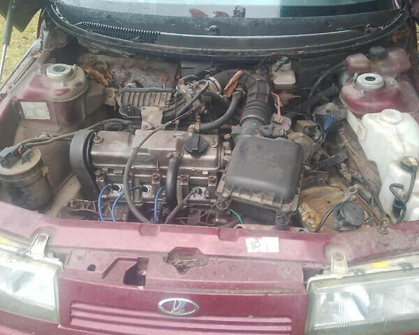 Червоний ВАЗ 2110, об'ємом двигуна 1.6 л та пробігом 200 тис. км за 1000 $, фото 5 на Automoto.ua