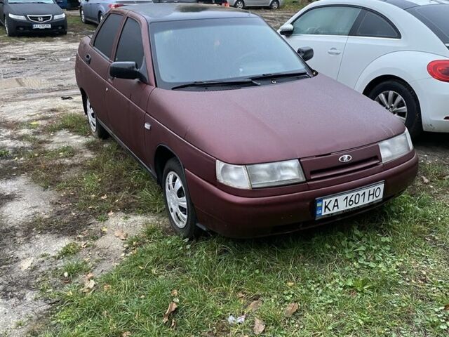 Красный ВАЗ 2110, объемом двигателя 1.6 л и пробегом 220 тыс. км за 1500 $, фото 1 на Automoto.ua