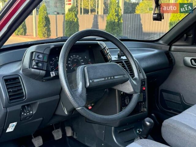 Червоний ВАЗ 2110, об'ємом двигуна 1.6 л та пробігом 65 тис. км за 3400 $, фото 19 на Automoto.ua