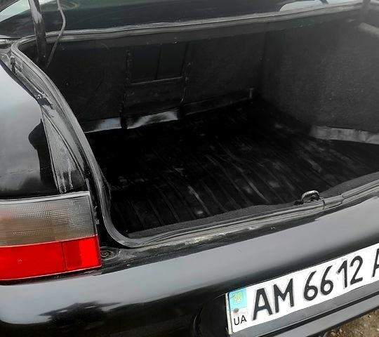 Красный ВАЗ 2110, объемом двигателя 16 л и пробегом 138 тыс. км за 1800 $, фото 6 на Automoto.ua
