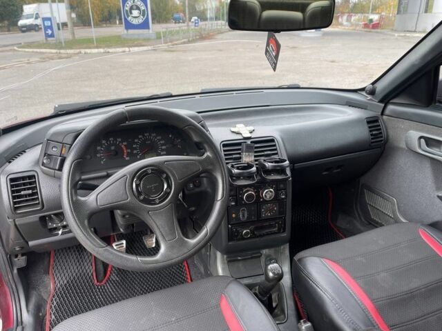 Червоний ВАЗ 2110, об'ємом двигуна 1.6 л та пробігом 165 тис. км за 1650 $, фото 6 на Automoto.ua