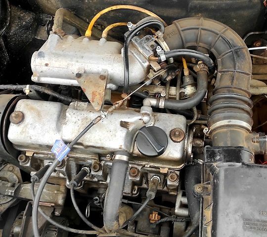 Красный ВАЗ 2110, объемом двигателя 16 л и пробегом 138 тыс. км за 1800 $, фото 5 на Automoto.ua