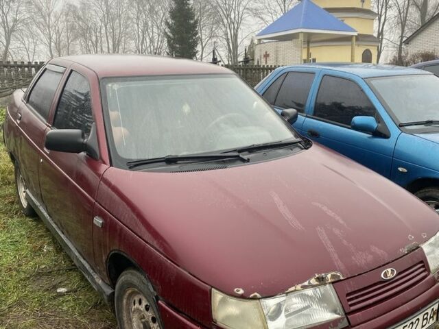 Красный ВАЗ 2110, объемом двигателя 1.6 л и пробегом 200 тыс. км за 800 $, фото 1 на Automoto.ua