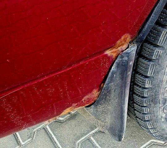 Червоний ВАЗ 2110, об'ємом двигуна 1.6 л та пробігом 240 тис. км за 2170 $, фото 5 на Automoto.ua