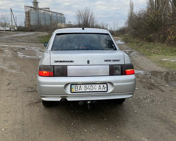 Красный ВАЗ 2110, объемом двигателя 1 л и пробегом 140 тыс. км за 1750 $, фото 1 на Automoto.ua