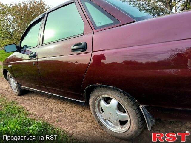 Красный ВАЗ 2110, объемом двигателя 1.6 л и пробегом 158 тыс. км за 2400 $, фото 1 на Automoto.ua