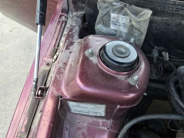 Червоний ВАЗ 2110, об'ємом двигуна 1.6 л та пробігом 150 тис. км за 2850 $, фото 16 на Automoto.ua