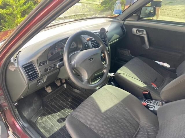 Червоний ВАЗ 2110, об'ємом двигуна 0 л та пробігом 133 тис. км за 3100 $, фото 4 на Automoto.ua