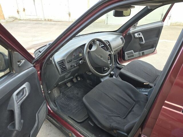 Червоний ВАЗ 2110, об'ємом двигуна 1.6 л та пробігом 150 тис. км за 2850 $, фото 12 на Automoto.ua