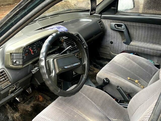 ВАЗ 2110, объемом двигателя 1.6 л и пробегом 205 тыс. км за 1080 $, фото 4 на Automoto.ua