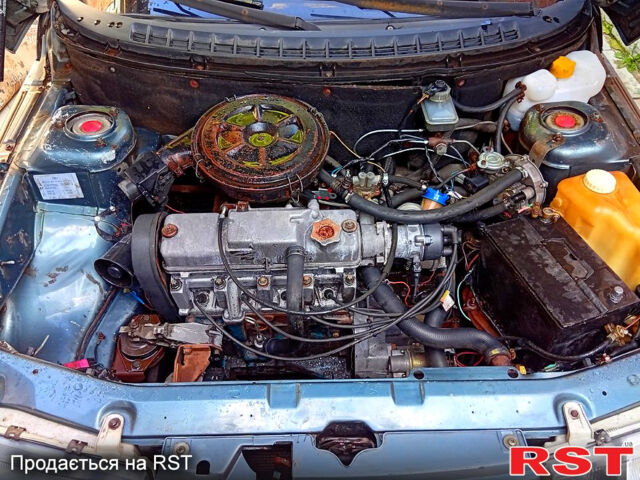 ВАЗ 2110, объемом двигателя 1.5 л и пробегом 300 тыс. км за 700 $, фото 4 на Automoto.ua