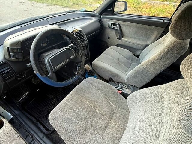 ВАЗ 2110, объемом двигателя 1.5 л и пробегом 280 тыс. км за 850 $, фото 5 на Automoto.ua