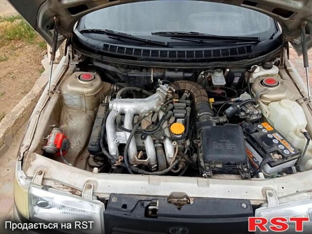ВАЗ 2110, об'ємом двигуна 1.6 л та пробігом 200 тис. км за 1350 $, фото 4 на Automoto.ua