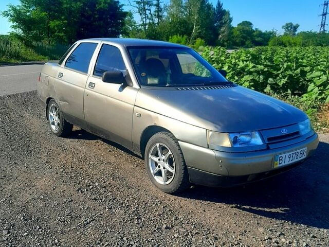 ВАЗ 2110, объемом двигателя 1.5 л и пробегом 352 тыс. км за 900 $, фото 1 на Automoto.ua