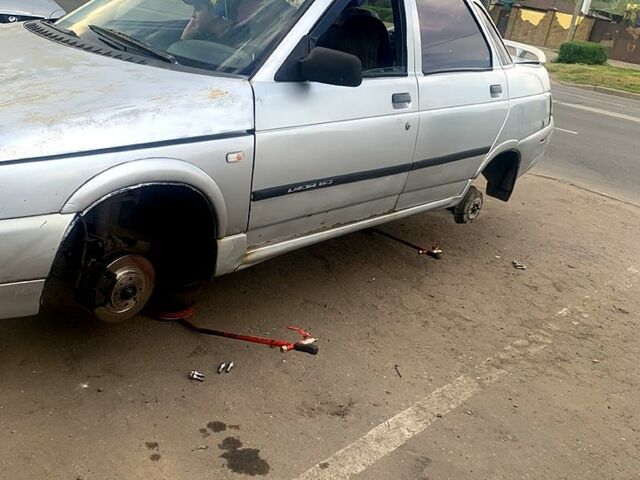 ВАЗ 2110, объемом двигателя 1.6 л и пробегом 280 тыс. км за 900 $, фото 6 на Automoto.ua