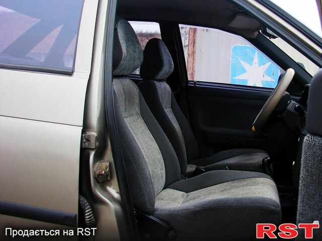 ВАЗ 2110 2002 в Одессе на Automoto.ua ВАЗ 2110, объемом двигателя 1.5 л и пробегом 139 тыс. км за 2200 $, фото 9 на Automoto.ua