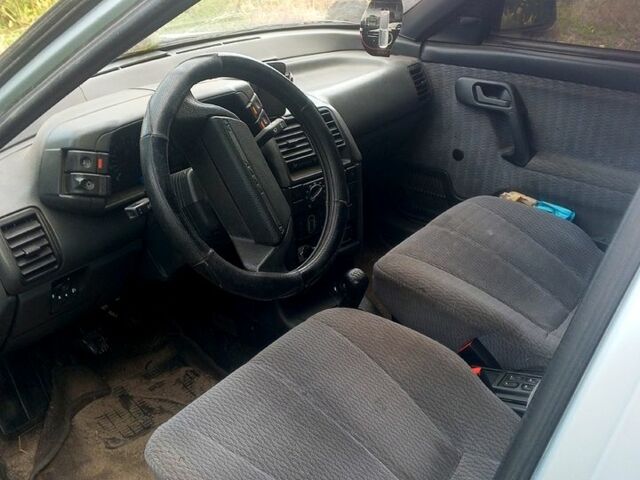 ВАЗ 2110 2002 в Дергачах на Automoto.ua ВАЗ 2110, объемом двигателя 1.6 л и пробегом 214 тыс. км за 1000 $, фото 3 на Automoto.ua