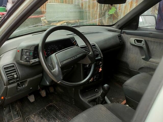 ВАЗ 2110, объемом двигателя 1.5 л и пробегом 211 тыс. км за 800 $, фото 1 на Automoto.ua