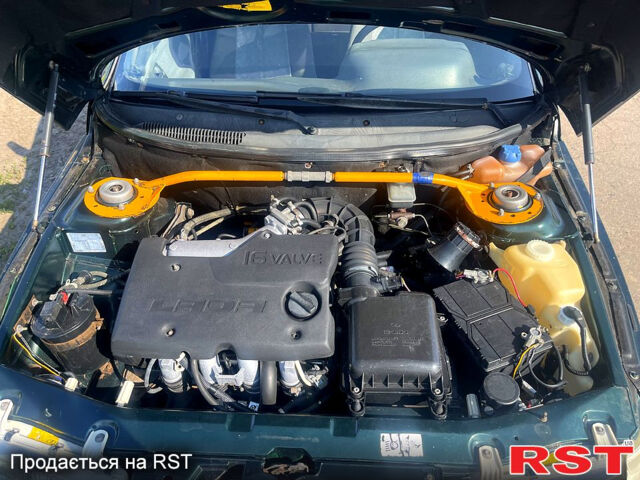 ВАЗ 2110, объемом двигателя 1.5 л и пробегом 248 тыс. км за 2250 $, фото 6 на Automoto.ua