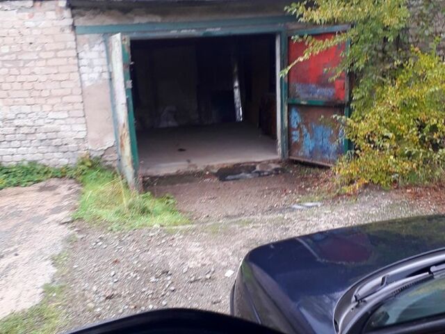 ВАЗ 2110, объемом двигателя 1.5 л и пробегом 174 тыс. км за 2000 $, фото 1 на Automoto.ua