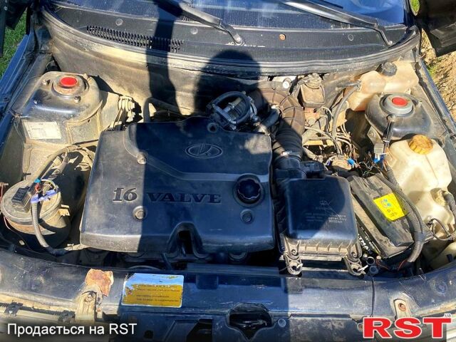 ВАЗ 2110, об'ємом двигуна 1.6 л та пробігом 218 тис. км за 1350 $, фото 1 на Automoto.ua