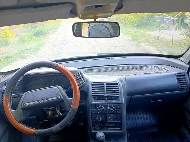 ВАЗ 2110, объемом двигателя 1.5 л и пробегом 230 тыс. км за 490 $, фото 3 на Automoto.ua