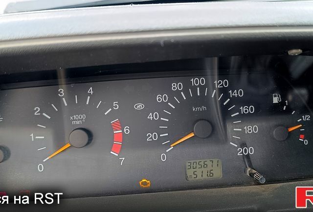 ВАЗ 2110, об'ємом двигуна 1.6 л та пробігом 300 тис. км за 1600 $, фото 6 на Automoto.ua