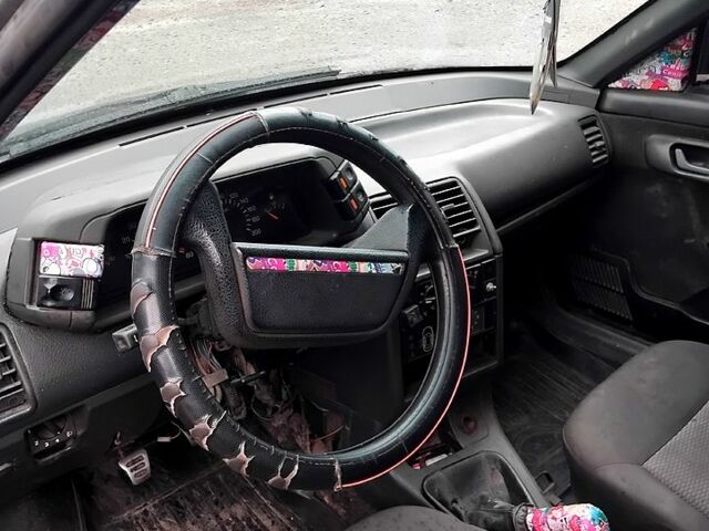 ВАЗ 2110, объемом двигателя 1.6 л и пробегом 300 тыс. км за 700 $, фото 8 на Automoto.ua