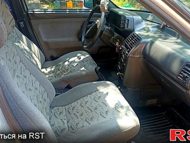 ВАЗ 2110, объемом двигателя 1.6 л и пробегом 200 тыс. км за 1250 $, фото 9 на Automoto.ua