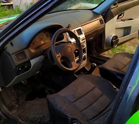 ВАЗ 2110, объемом двигателя 1.6 л и пробегом 176 тыс. км за 1300 $, фото 4 на Automoto.ua
