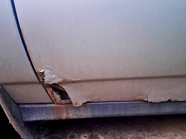 ВАЗ 2110, объемом двигателя 1.6 л и пробегом 290 тыс. км за 1250 $, фото 5 на Automoto.ua