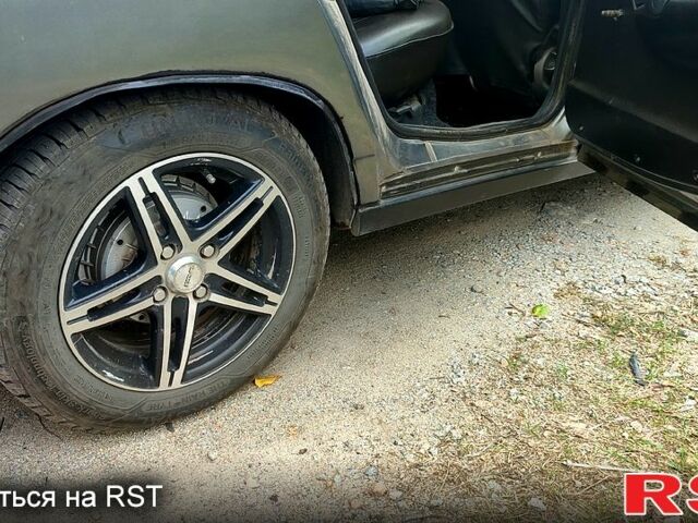 ВАЗ 2110, об'ємом двигуна 1.6 л та пробігом 300 тис. км за 2400 $, фото 5 на Automoto.ua