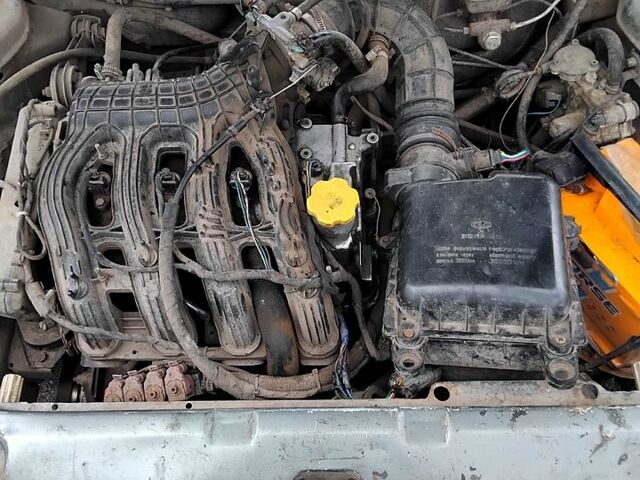 ВАЗ 2110, объемом двигателя 1.6 л и пробегом 300 тыс. км за 700 $, фото 9 на Automoto.ua