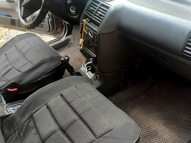 ВАЗ 2110, объемом двигателя 1.6 л и пробегом 260 тыс. км за 2000 $, фото 4 на Automoto.ua