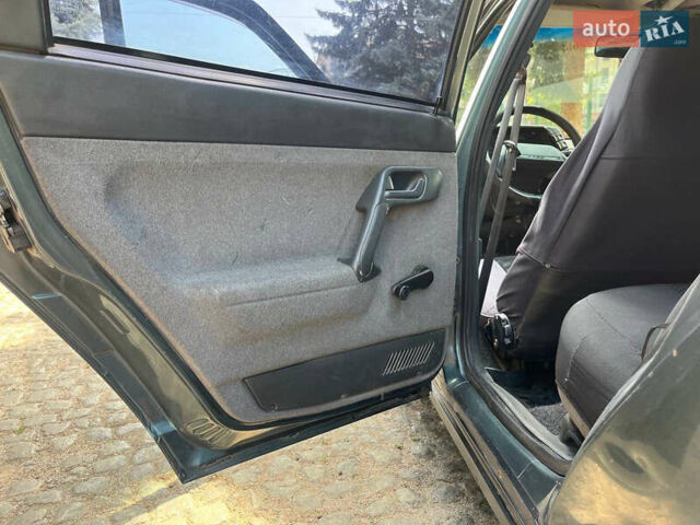 ВАЗ 2110, об'ємом двигуна 1.6 л та пробігом 180 тис. км за 2500 $, фото 17 на Automoto.ua