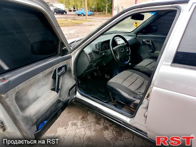 ВАЗ 2110, об'ємом двигуна 1.6 л та пробігом 300 тис. км за 1100 $, фото 3 на Automoto.ua