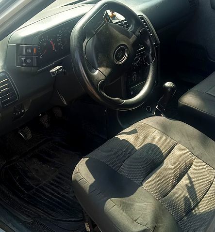 ВАЗ 2110, объемом двигателя 1.6 л и пробегом 250 тыс. км за 1700 $, фото 2 на Automoto.ua