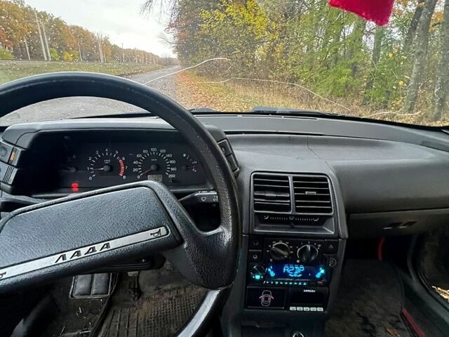 ВАЗ 2110 2007 у Червоноград на Automoto.ua ВАЗ 2110, об'ємом двигуна 1.6 л та пробігом 175 тис. км за 1550 $, фото 5 на Automoto.ua