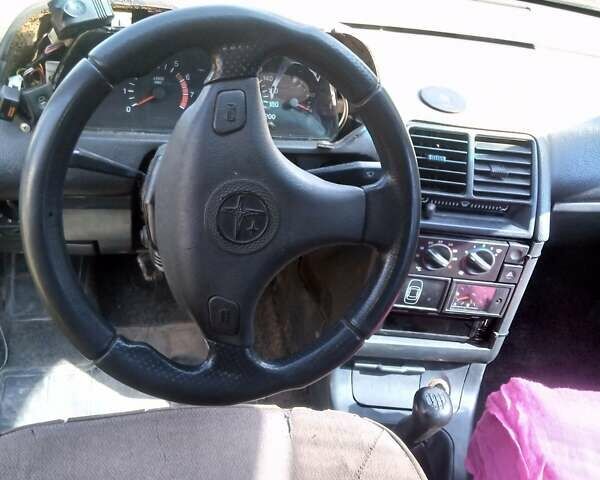 ВАЗ 2110, объемом двигателя 1.6 л и пробегом 320 тыс. км за 1100 $, фото 6 на Automoto.ua