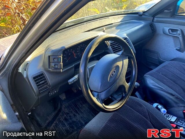 ВАЗ 2110, объемом двигателя 1.6 л и пробегом 127 тыс. км за 1650 $, фото 1 на Automoto.ua