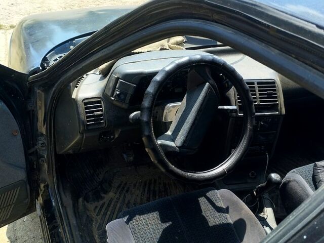 ВАЗ 2110, объемом двигателя 1.6 л и пробегом 385 тыс. км за 1100 $, фото 1 на Automoto.ua