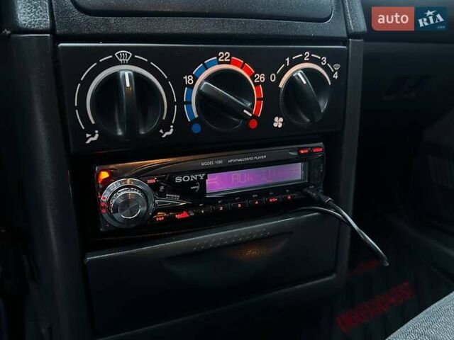 ВАЗ 2110, об'ємом двигуна 1.6 л та пробігом 196 тис. км за 3100 $, фото 21 на Automoto.ua