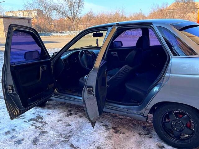 ВАЗ 2110, объемом двигателя 16 л и пробегом 121 тыс. км за 1950 $, фото 4 на Automoto.ua
