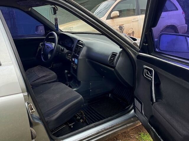 ВАЗ 2110, объемом двигателя 16 л и пробегом 121 тыс. км за 1950 $, фото 8 на Automoto.ua
